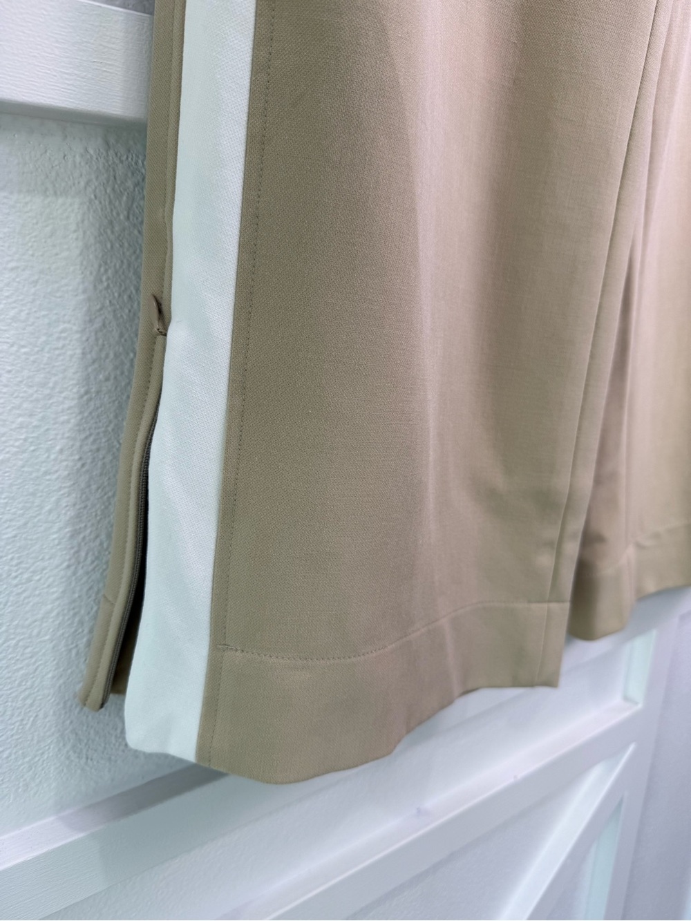 NWT Boden Pull On Side Stripe Trousers Ankle Zip Beige Size 14 Regular - Picture 6 of 14